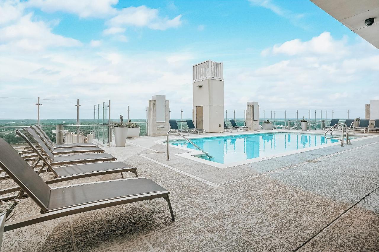 דירות Frontdesk Skyhouse Apts Uptown שרלוט מראה חיצוני תמונה