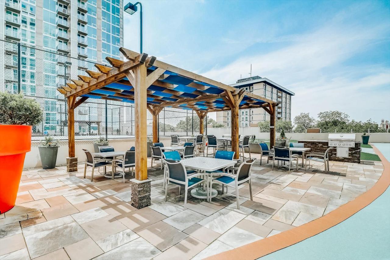 דירות Frontdesk Skyhouse Apts Uptown שרלוט מראה חיצוני תמונה